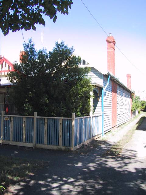108 Raglan Street South