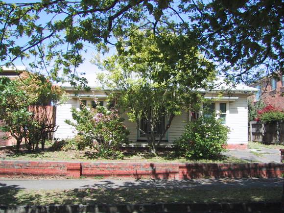1303 Dana Street