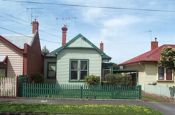 107 Brougham Street