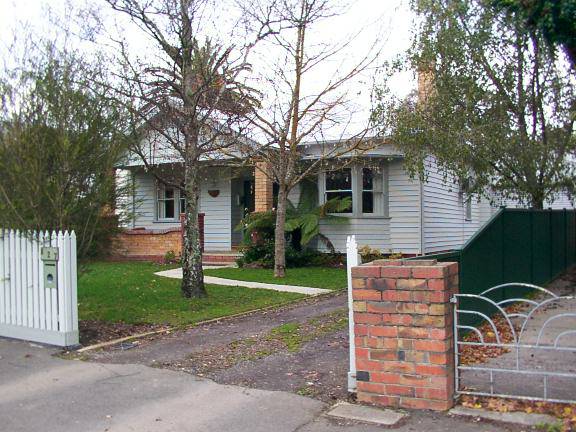827 Barkly Street