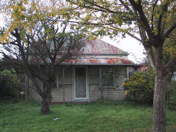 204 Stawell Street North