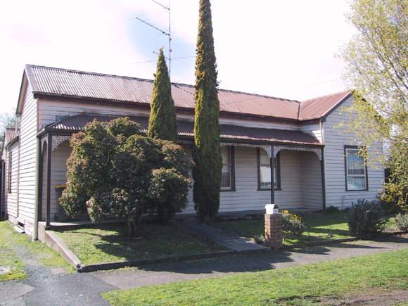 12 Rowe Street