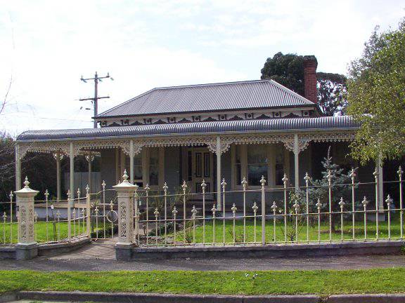 301 Bradshaw Street