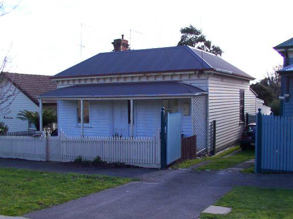 32 Peake Street