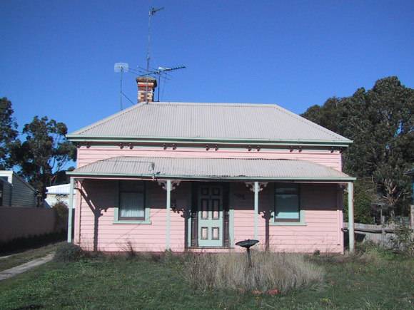 248 Humffray Street North