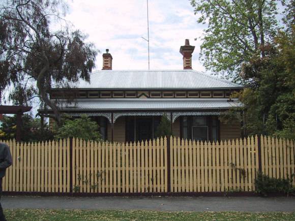 1 Ripon Street South