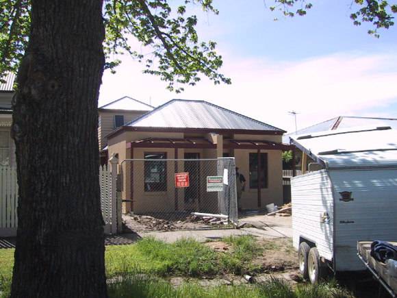 421 Ascot Street South