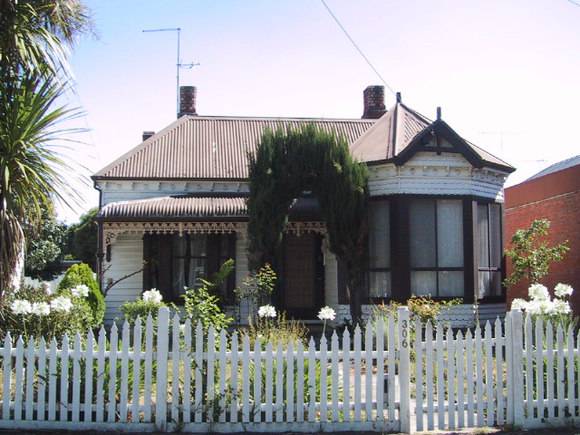 306 Urquhart Street