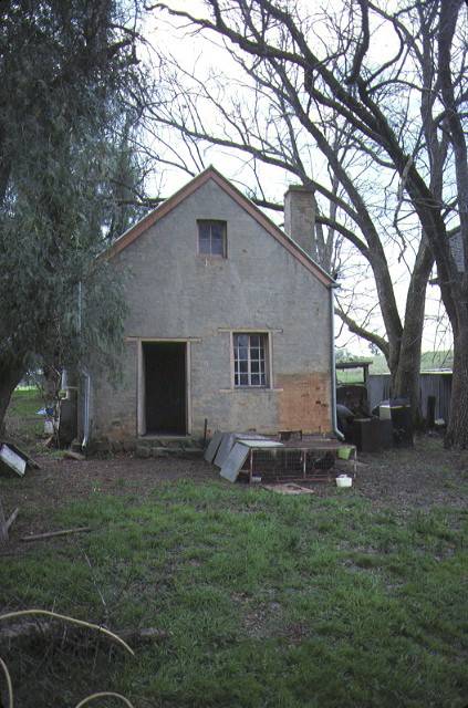 plaistowe homestead & store joyce's creek newstead side view store aug1984