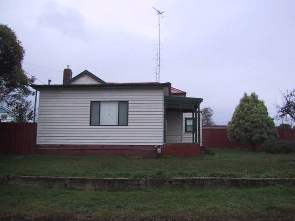18 Oliver Street