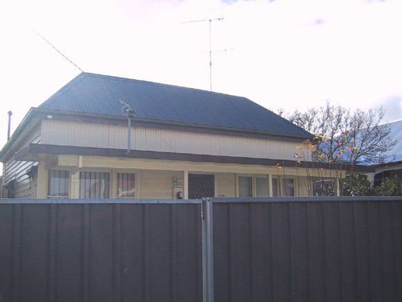 243 Humffray Street North