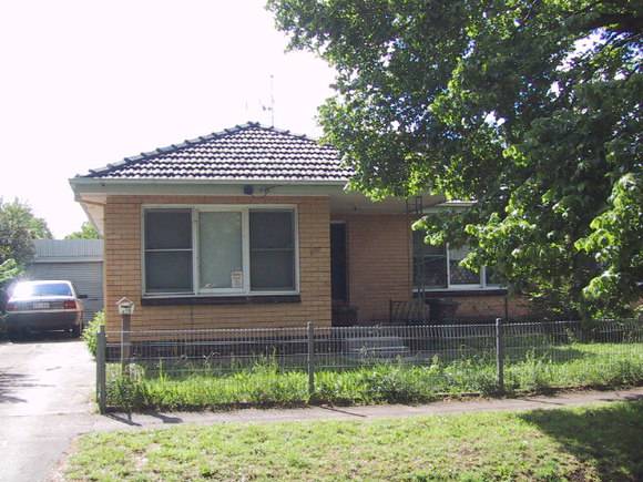 519 Talbot Street South