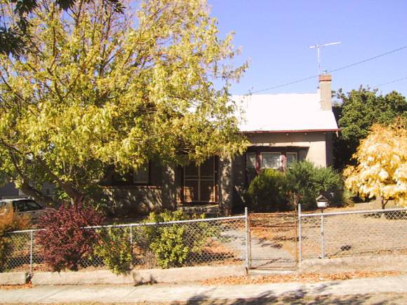 206 Chisholm Street