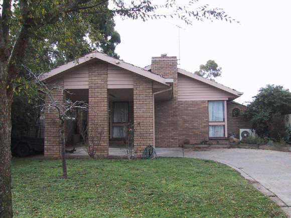 206 Stawell Street North