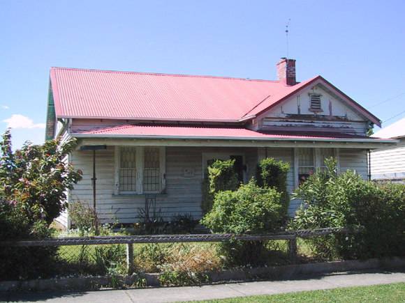 405 Ripon Street South