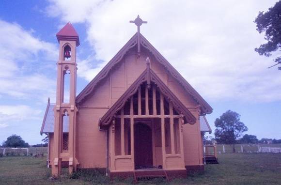 1 tarraville church tyers street tarraville close up she project 2004
