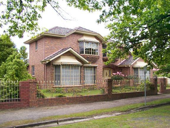 3 Carlton Street
