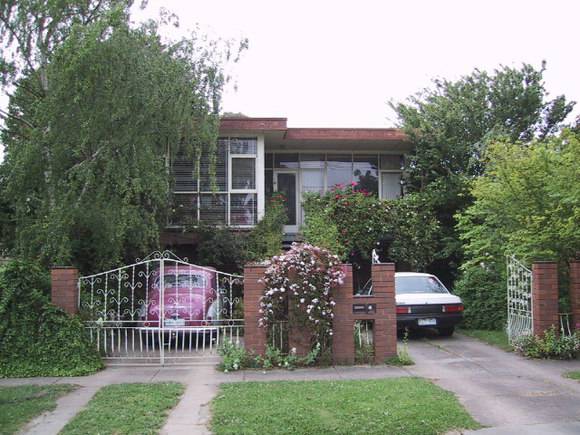 604 Ascot Street South