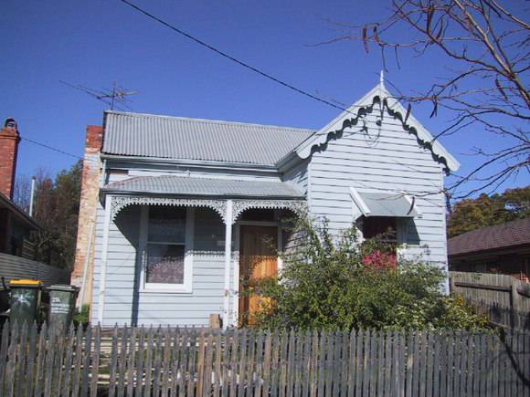 256 Humffray Street North