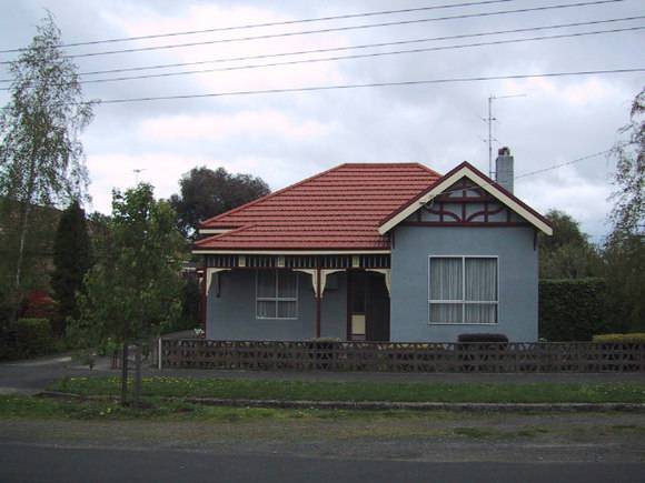 7 Essex Street