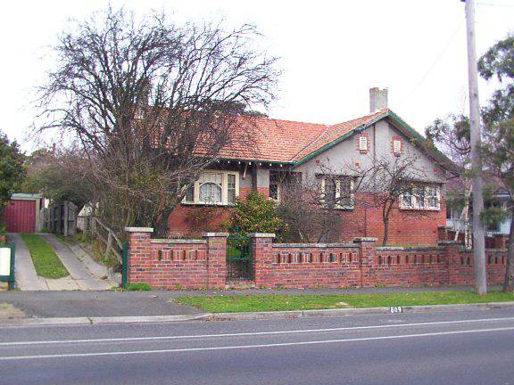 809 Barkly Street