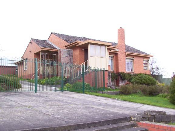 5 Humffray Street South