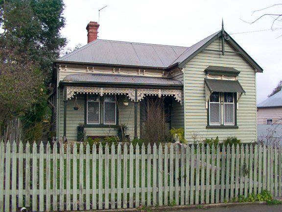 821 Barkly Street
