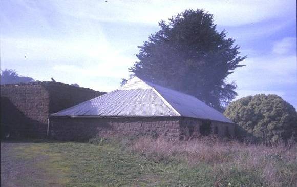 former brinds distillery old melbourne road dunnstown murphys stables she project 2003