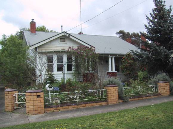 410 Ripon Street South