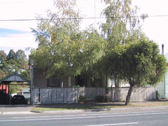 321 Peel Street North
