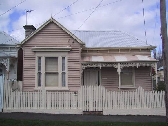 42 Ebden Street
