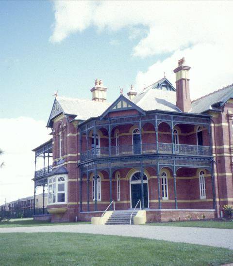 h01091 1 bundoora homestead snake gully drive bundoora close up homestead she project 2003