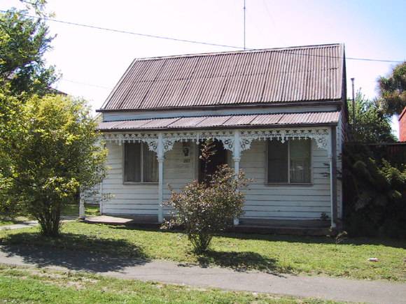 307 Pleasant Street South