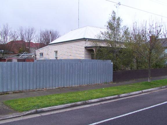 315 Humffray Street South