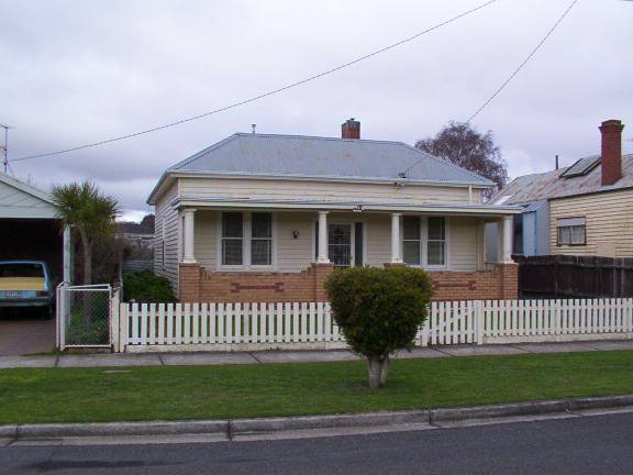 13-15 Anderson Street East
