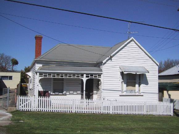 102 Morres Street
