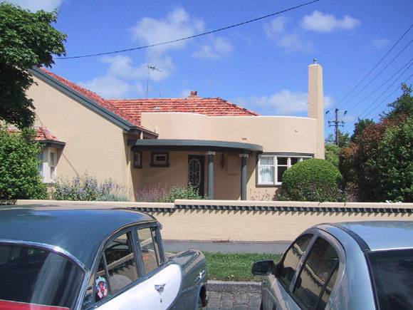 202 Ascot Street South