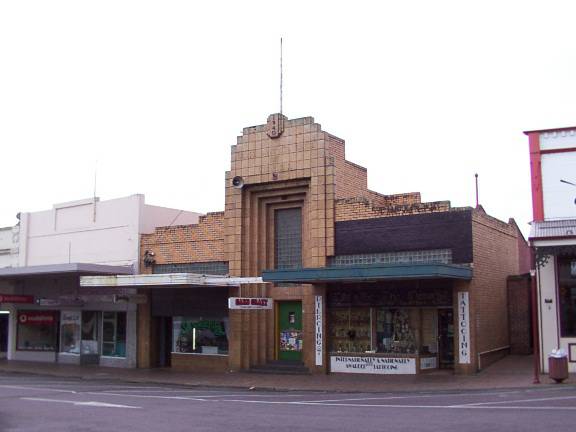95-99 Bridge Mall