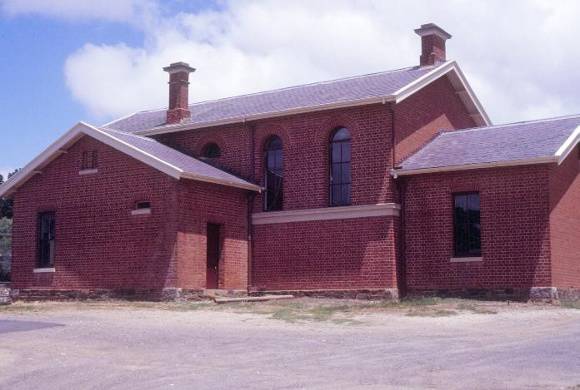 h01652 former maldon court house fountain street maldon east side she project 2003