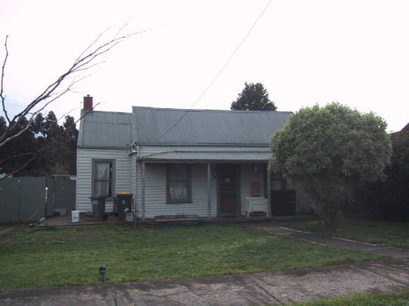 309 Humffray Street North