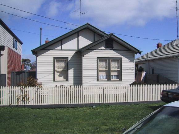 19 Rowe Street