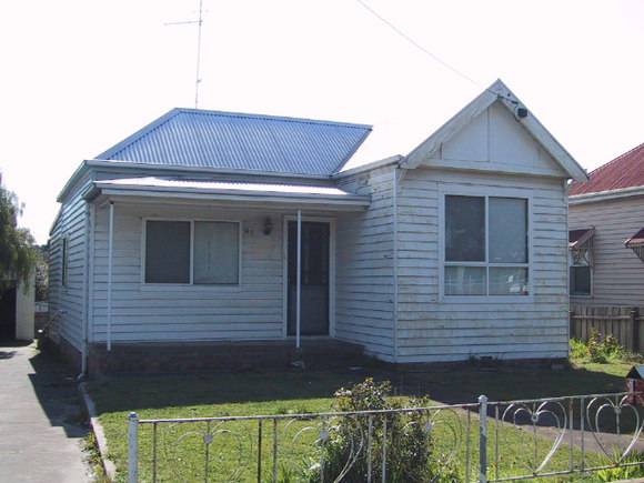 97 Humffray Street North