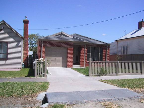 308 Talbot Street South