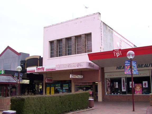 6-8 Bridge Mall
