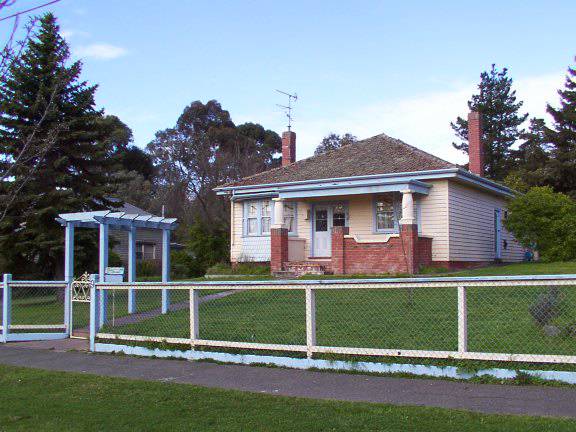 7 Peake Street