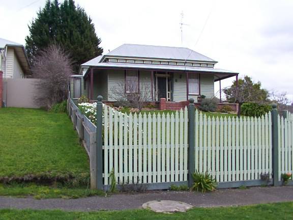 2 Bradshaw Street