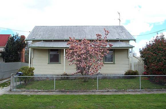 111 Crompton Street