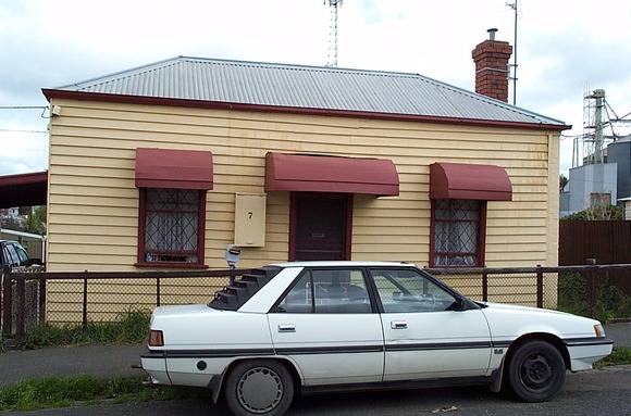 7 Little Clyde Street