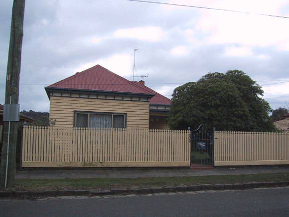 203 Scott Parade