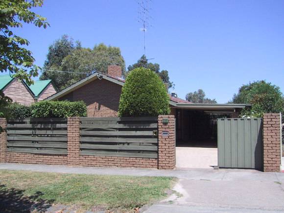 309 Urquhart Street